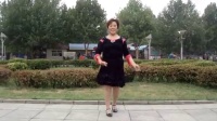 郑小玲的广场舞火爆《小苹果》