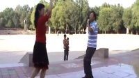 东野世纪广场舞男士女士对跳新疆舞