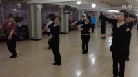 延边民族健身舞学习班学习朝鲜族舞蹈《呢呐哩》
