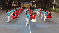广州新盛广场舞，桃花运(双人舞44步大团体)