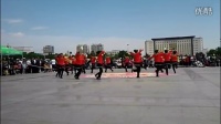 2016参赛广场舞跳到北京变队形16人