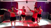 赣县吉埠广场舞＂啊歌啊妹跳起来。