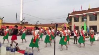 西韩岭乡的各村计生员以跳广场舞的活动形式，宣传国家新政策。