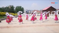 广场舞《天路》。表演：阳城县春之绿舞蹈队。“魅力城市 最美乡村”走进阳城，全国巡拍活动在阳城宇佳广场。