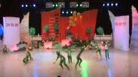 舞蹈《荷塘蛙趣》和广场环保时装秀