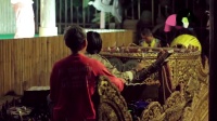 观看泰国缅甸边境的舞蹈，比广场舞大妈还要雷人，可以不看！