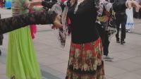 茹仙姑丽在新世界广场新疆舞