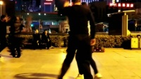 吉特巴双人舞～大连凯旋广场夜景（以微笑面对与心静如水）2020.04.04