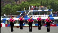 桂林山水背景.木塔腊英广场舞《欢声笑语飞过河》