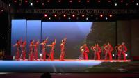 2018年丹阳市幸福跳起来广场舞总决赛表演节目，小调情歌桃花红，群星艺术团