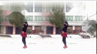 雪天跳起广场舞《你走吧》真有冬天的味道！