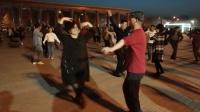 卫星广场:乌市牧马人和奎屯菜菜共舞一曲！