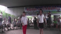 解营美女广场舞(17)