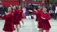 余庆县龙溪镇中老年人欢庆国庆70周年05广场舞《没有共产党就没有新中国》