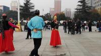 焦作东方红广场周六歌舞表演-新疆舞-1