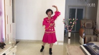 妈妈在家学练广场舞《新疆亚克西》