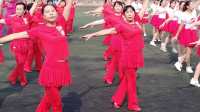 荆门香香广场舞:千人共跳一曲舞《站在草原望北京》